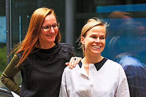 Raphaëlle Hondelatte und Anna Chavepayre.