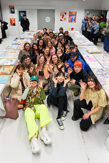 Group photo during the exhibition of the final projects of Ruohan Wang